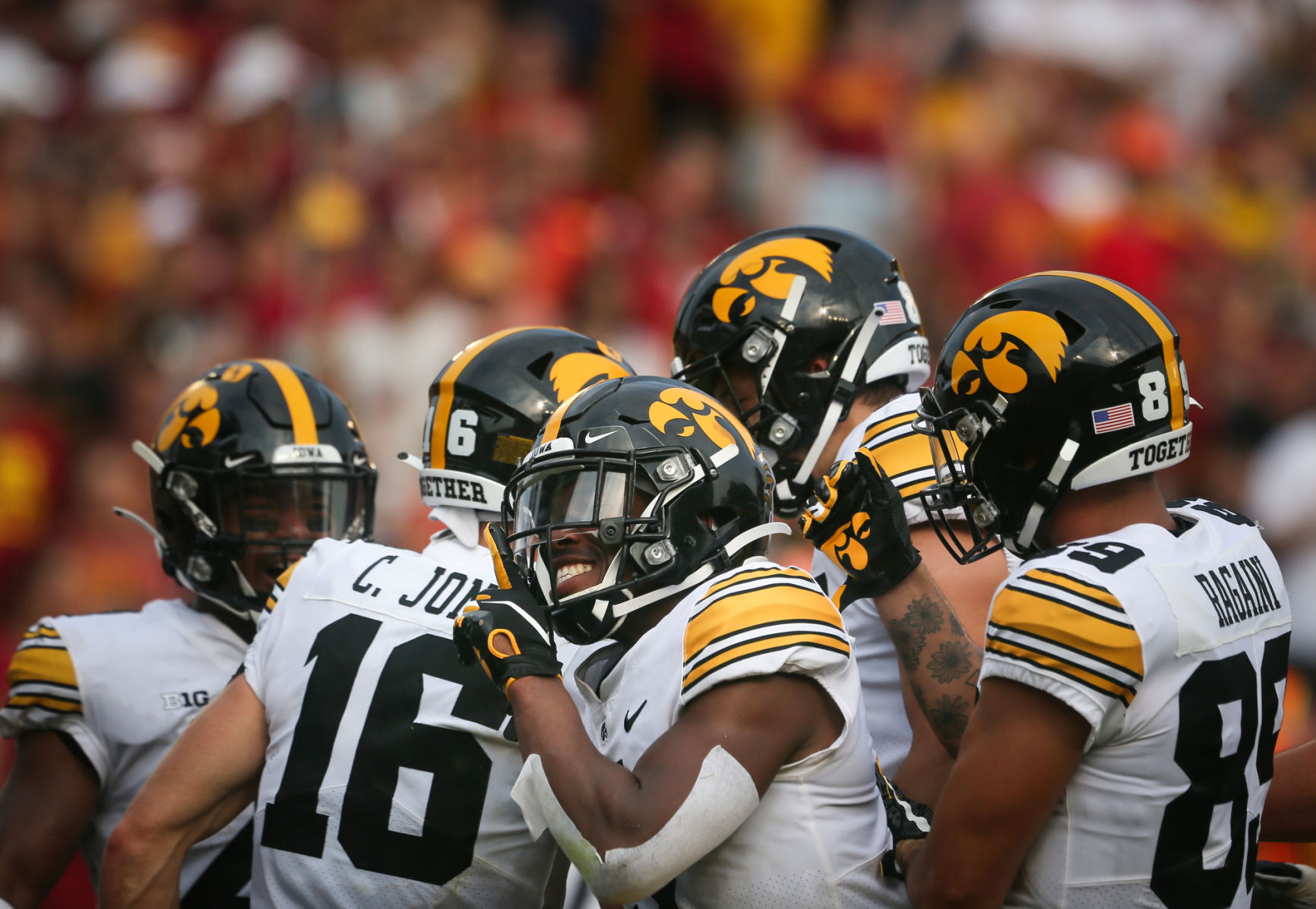 091121-qc-spt-iowa-isu-fball-048